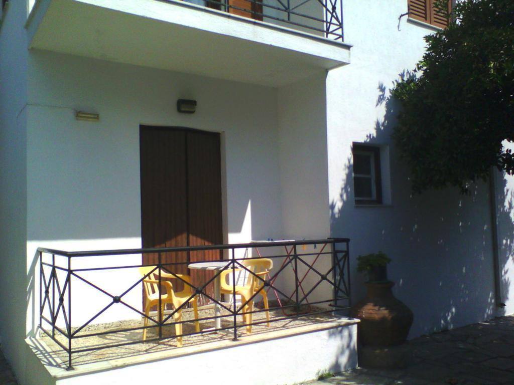 Karagiozos Studios&Apartments Skopelos Habitación foto