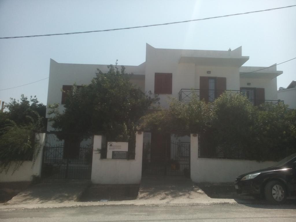 Karagiozos Studios&Apartments Skopelos Exterior foto
